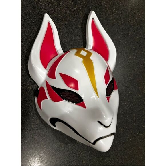 Fortnite Video Game Drift Mask Hard Plastic Adult Mask - Picture 1 of 5